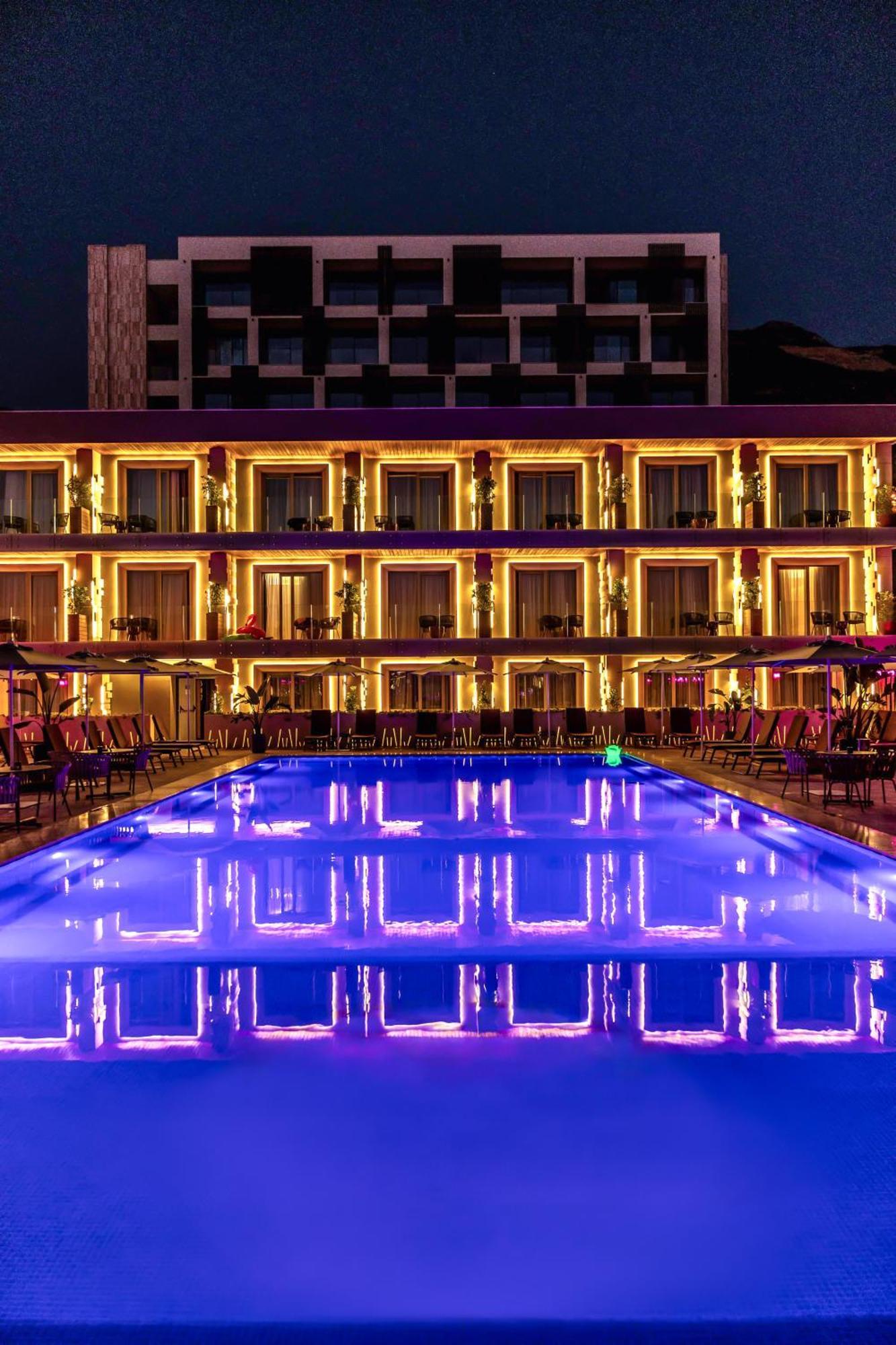 Hotel Vlora Priam, Affiliated By Melia Exterior foto